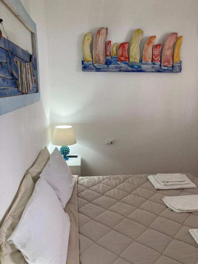 Villa Azzurra Beachfront Mondello - Palermo Bagian luar foto